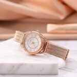 ساعة جيس للنساء W1084L3