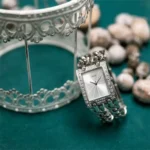 ساعة جيس للنساء W1121L1