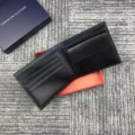 محفظة تومي هيلفيغر رجالي اسود